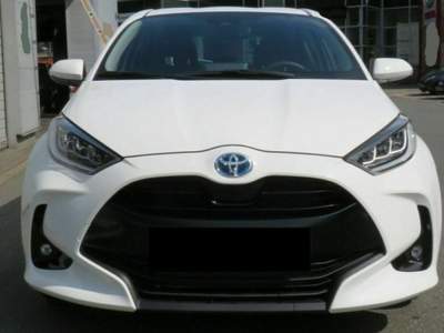 Toyota Yaris 1.5 Hybrid 5 porte Bianco usata Castelnuovo Rangone
