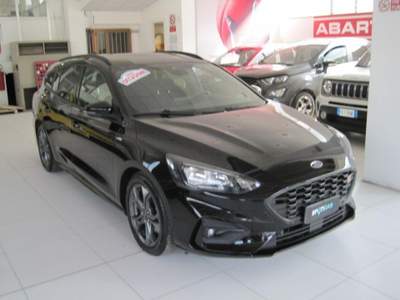Ford Focus 1.0 EcoBoost 125 CV automatico SW ST-Line Co-Pilot Nero usata Voghera