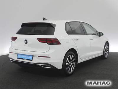 Volkswagen Golf VW Golf VIII Active 1.0 TSI LED Navi ParkPilot App Bianco usata Cannobio
