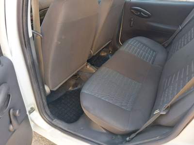 Fiat Punto Classic 1.2 5 porte Active GPL Bianco usata Grottaminarda
