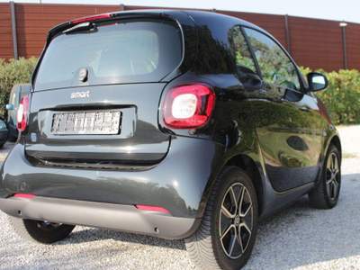 Smart ForFour fortwo EQ Racingred (22kW) Nero usata Medole