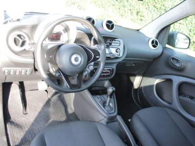 Smart ForFour fortwo EQ Racingred (22kW) Nero usata Medole