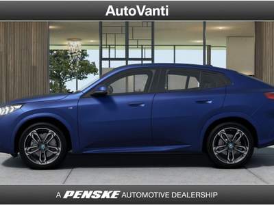 BMW iX2 eDrive 20 MSport Blu/Azzurro usata Granarolo dell'Emilia