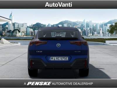 BMW iX2 eDrive 20 MSport Blu/Azzurro usata Granarolo dell'Emilia