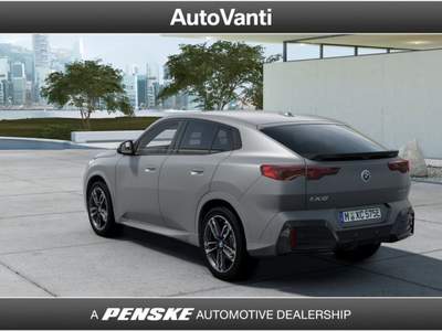 BMW iX2 xDrive 30 Msport Grigio usata Granarolo dell'Emilia