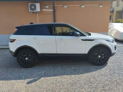 Land Rover Range Rover Evoque 2.0 TD4 180 CV 5p. Pure *REGOLARMENTE TAGLIANDATA* Bianco usata Jerago con Orago