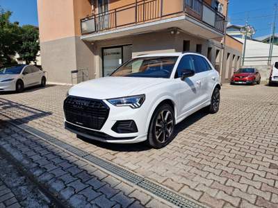 Audi Q3 19‘’/ Matrix/ CAMERA/ ACC/ Carplay/ Black Bianco usata Treviso