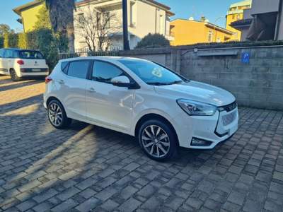 Evo 3 Evo 3 1.5 Bi-fuel GPL Bianco usata Monza