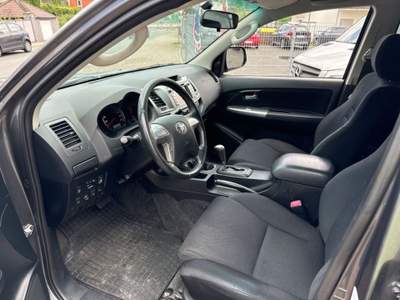 Toyota Hilux 3.0 D-4D aut.4WD 4p. DC Stylex Grigio usata Castelnuovo Rangone