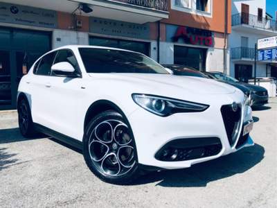 Alfa Romeo Stelvio 2.2 Turbodiesel 190 CV AT8 Q4 Sprint Bianco usata Isernia