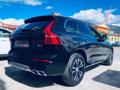 Volvo XC60 B4 (d) AWD Geartronic Business Plus Nero usata Isernia