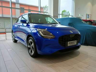 Suzuki Swift 1.2 Hybrid Top Blu/Azzurro usata SOLARO