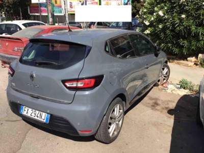 Renault Clio dCi 8V 75 CV 5 porte Moschino Zen Grigio usata Spadafora