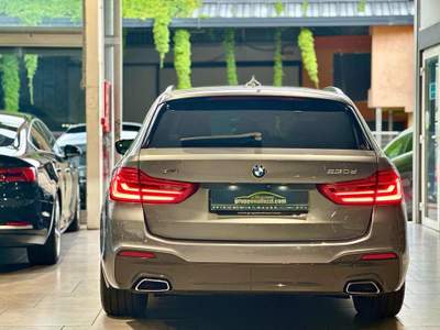 BMW Serie 5 530d d xDrive 249CV Msport SED.VENTILATI/RISCA. TETTO Grigio usata POTENZA