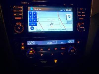 Nissan Qashqai N-Connect Bianco usata Giugliano in Campania