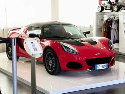 Lotus Elise Sport 240 Final Edition Rosso usata Roma