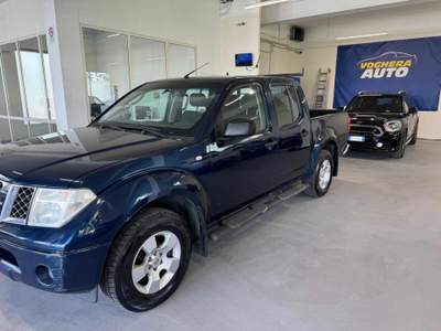Nissan Navara 2.5 dCi 4 porte Double Cab LE Blu/Azzurro usata Rivanazzano Terme