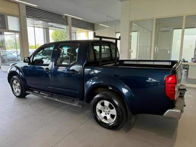 Nissan Navara 2.5 dCi 4 porte Double Cab LE Blu/Azzurro usata Rivanazzano Terme