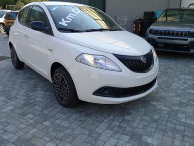 Lancia Ypsilon 1.0 FireFly 5 porte S&S Hybrid Oro Bianco usata COMO
