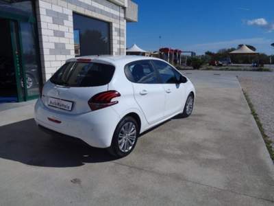 Peugeot 208 BlueHDi 75 5 porte Allure Bianco usata TROIA