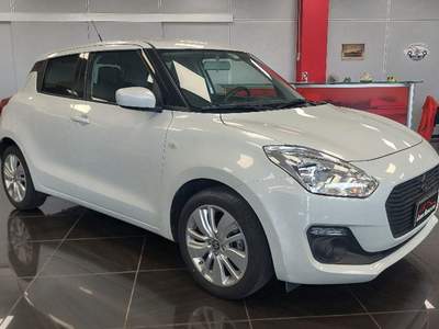Suzuki Swift 1.2 Hybrid Cool Bianco usata Vicolungo