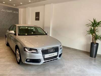 Audi A4 Berlina Advanced di Unico Proprietario Argento usata Troia