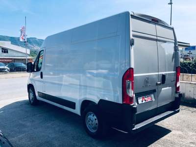 Peugeot Boxer 335 2.2 BlueHDi 140 S&S PC-TM Furgone Bianco usata Isernia