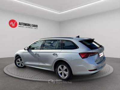 Skoda Octavia 2.0 TDI EVO SCR DSG Wagon Executive Argento usata Maniago