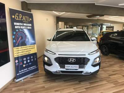 Hyundai Kona 1.6 CRDI 115 CV Xpossible Bianco usata Santa Maria di Licodia