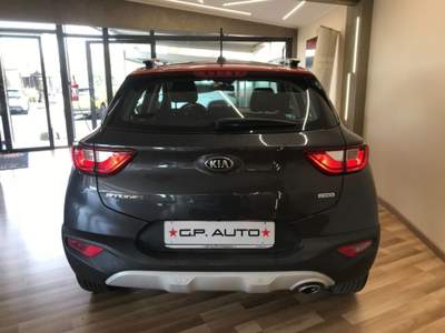 Kia Stonic 1.6 CRDi 110 CV Style Grigio usata Santa Maria di Licodia