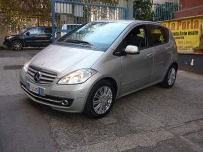 Mercedes-Benz Classe A BlueEFFICIENCY Style Argento usata Roma