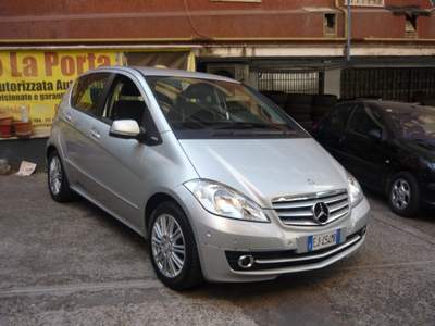 Mercedes-Benz Classe A BlueEFFICIENCY Style Argento usata Roma