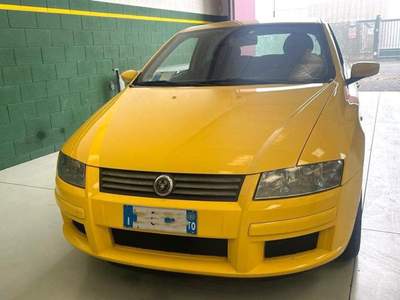 Fiat Stilo 2.4i 20V Selespeed 3 porte Abarth - ISCRITTA ASI Giallo usata abbiategrasso