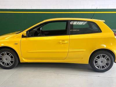 Fiat Stilo 2.4i 20V Selespeed 3 porte Abarth - ISCRITTA ASI Giallo usata abbiategrasso