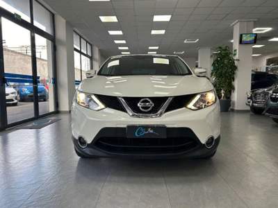 Nissan Qashqai 1.5 dci Business 110cv E6 Bianco usata Carlentini