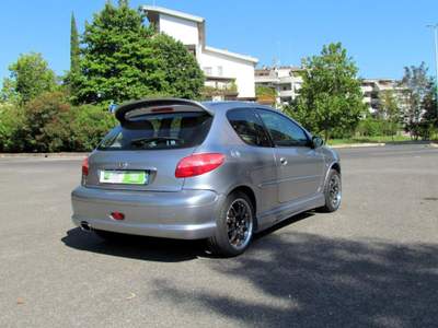 Peugeot 206 2.0 16V 3p. GT Grigio usata Latina
