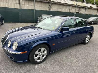 Jaguar S-Type JAGUAR S-TYPE 3.0 V6 Blu/Azzurro usata Roma