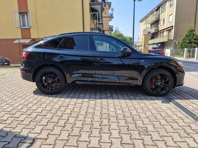 Audi Q5 Sportbaback /20'' /CAMERA /CARPLAY Nero usata Treviso