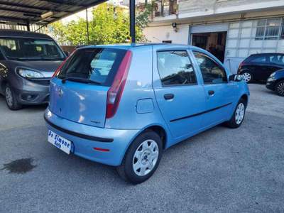 Fiat Punto 1.3 Multijet 16V 5 porte Dynamic Blu/Azzurro usata Roccapiemonte