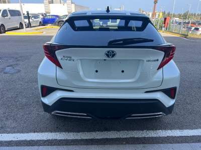 Toyota C-HR 2.0 Hybrid E-CVT Lounge Bianco usata GIOIA TAURO