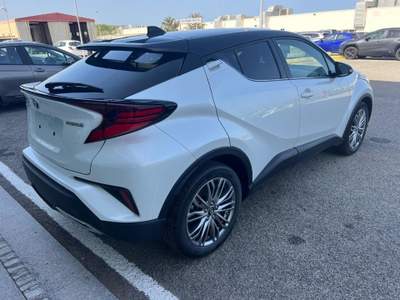 Toyota C-HR 2.0 Hybrid E-CVT Lounge Bianco usata GIOIA TAURO