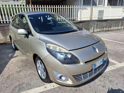 Renault Scénic 1.5 dCi 110CV Confort 7 POSTI usata Grottaminarda