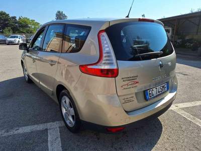 Renault Scénic 1.5 dCi 110CV Confort 7 POSTI usata Grottaminarda