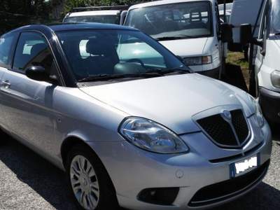 Lancia Ypsilon 1.4 16V Sport MomoDesign usata Ferrara