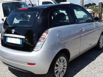 Lancia Ypsilon 1.4 16V Sport MomoDesign usata Ferrara