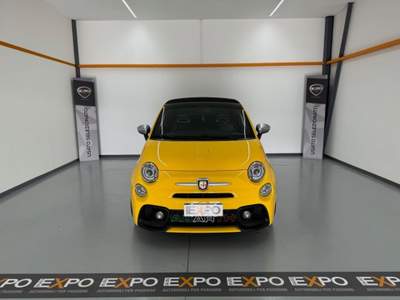 Abarth 595 C C 1.4 Turbo T-Jet 165 CV Turismo Giallo usata Belluno