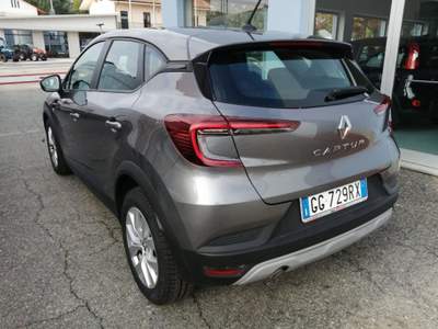 Renault Captur TCe 90 CV Business ANCHE X NEOPATENTATI Grigio usata Alba