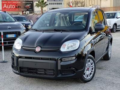 Fiat Panda 1.0 70CV Hybrid NUOVA Km0 Bianco usata Bonea