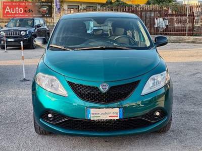 Lancia Ypsilon GOLD 1.2 69 CV 5 porte Verde usata Bonea