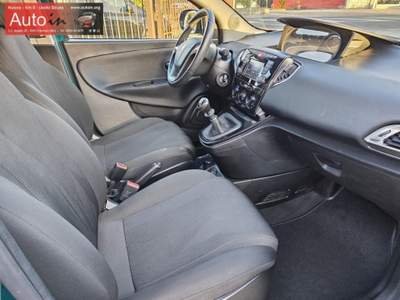 Lancia Ypsilon GOLD 1.2 69 CV 5 porte Verde usata Bonea